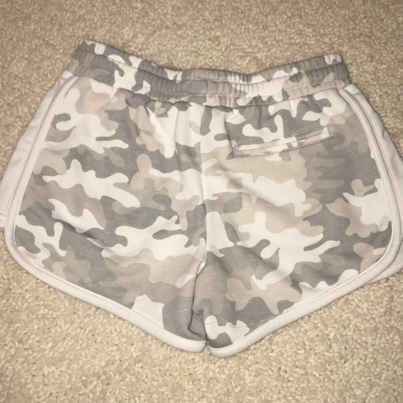 Camo lazy pants sweat shorts - Picture 2 of 4